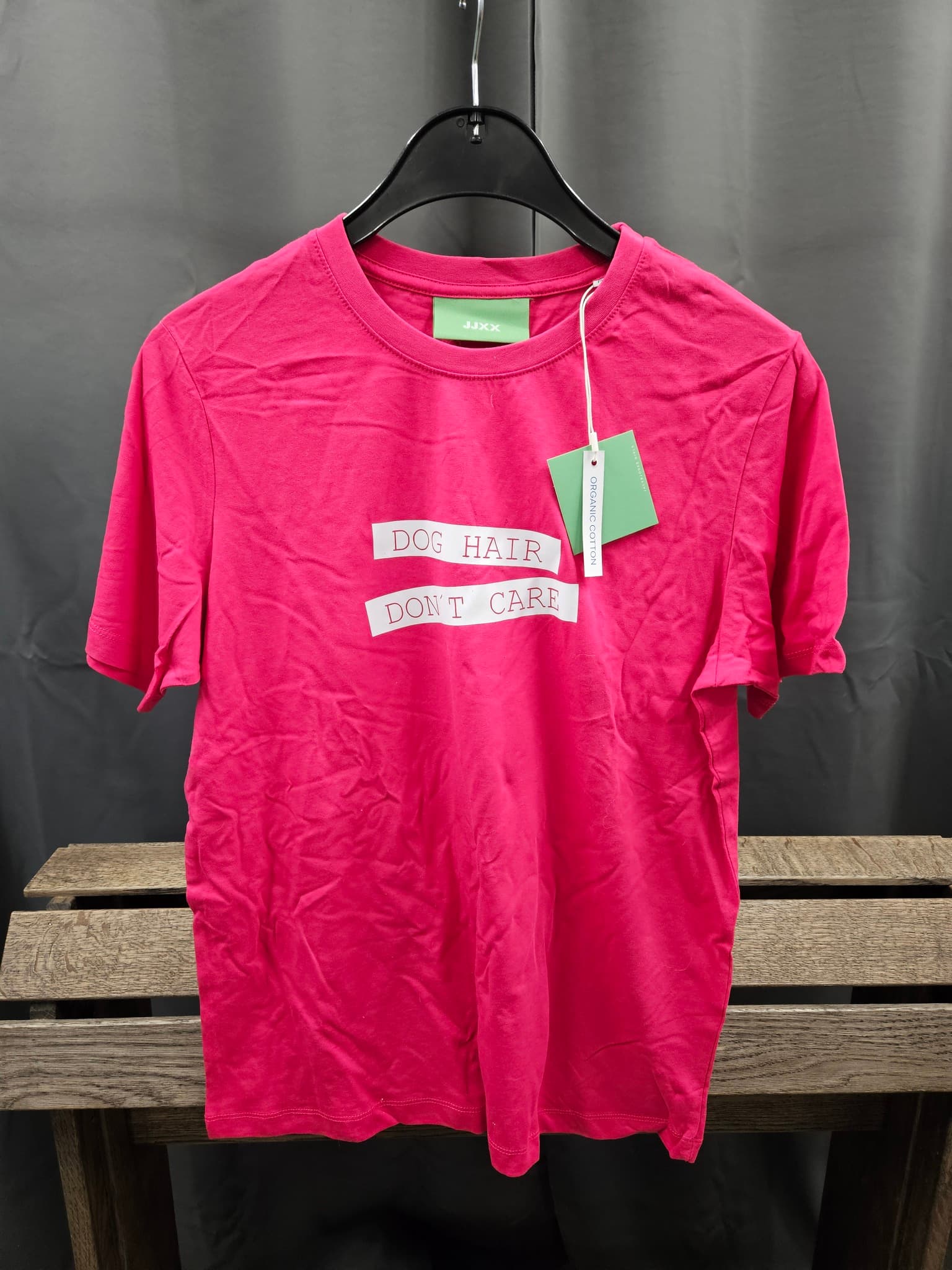 T-shirt, XS, "Dog hair, don't care"