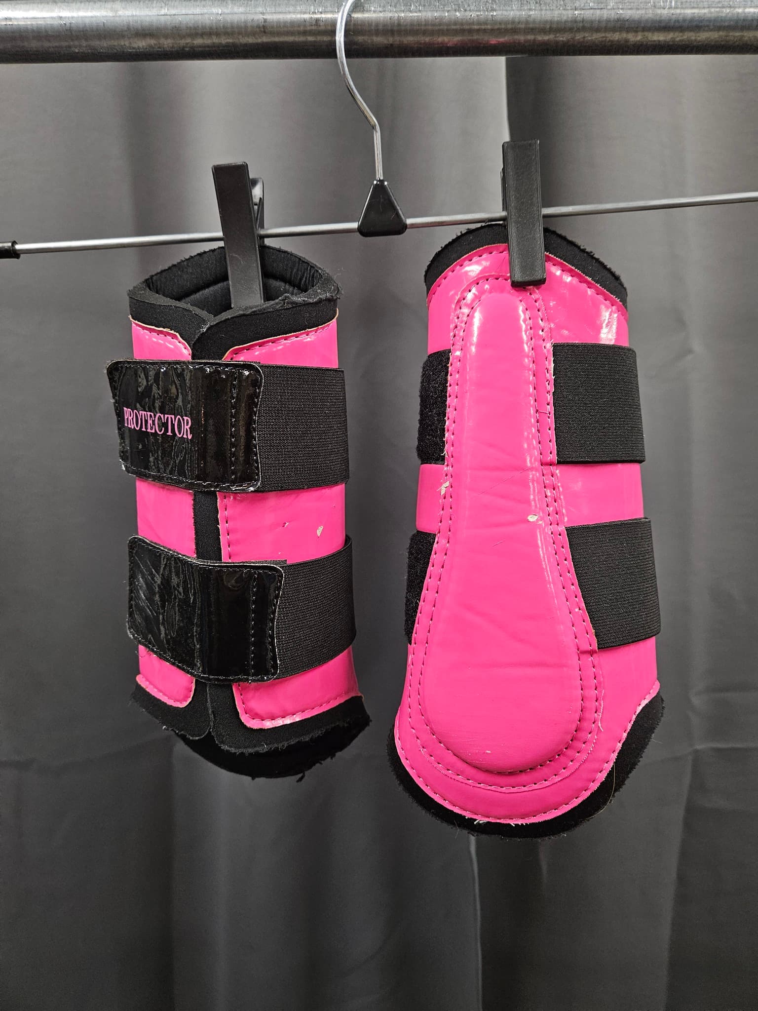 Strykkappor, M, Protector