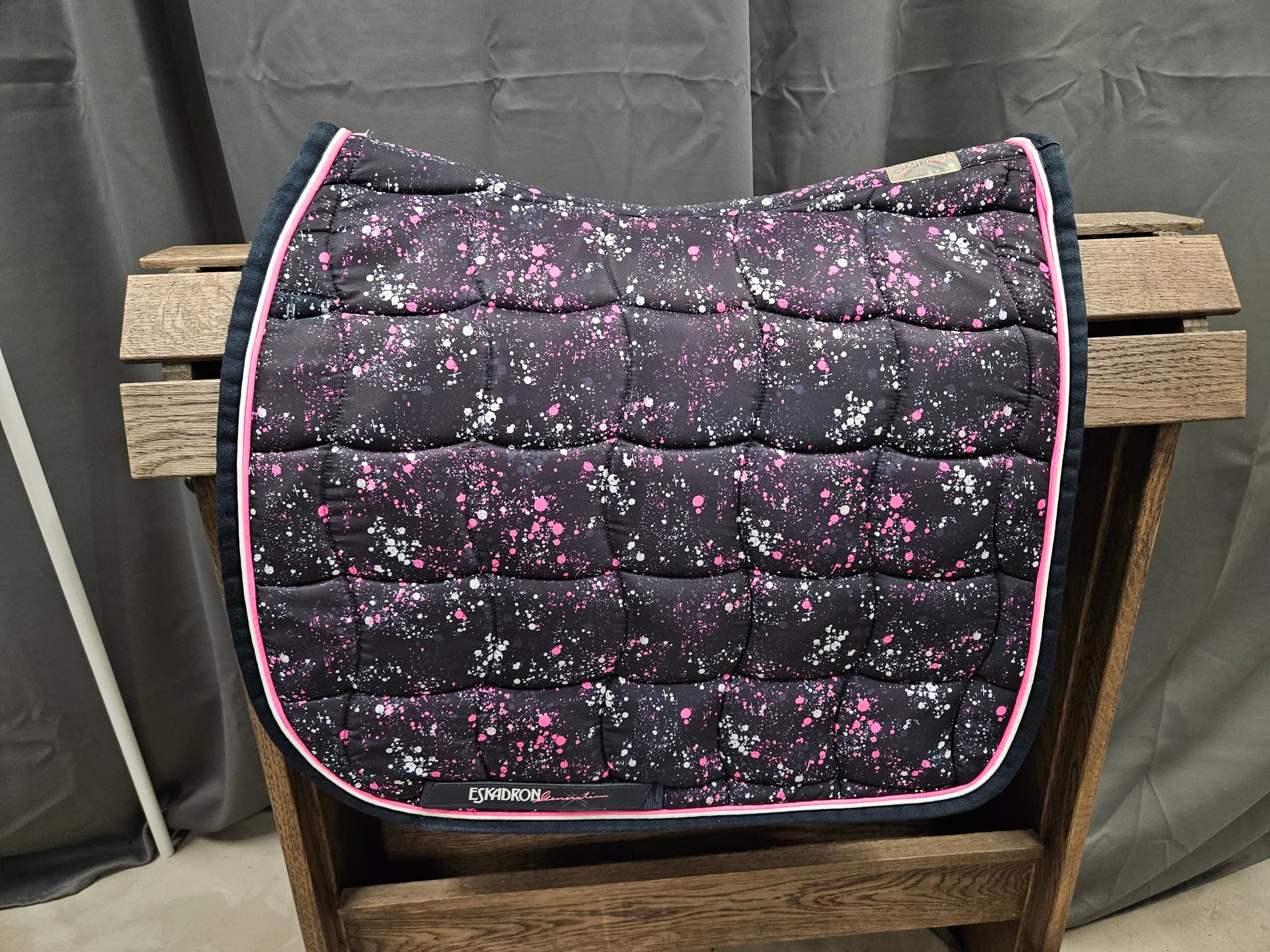 Dressyrschabrak | Full