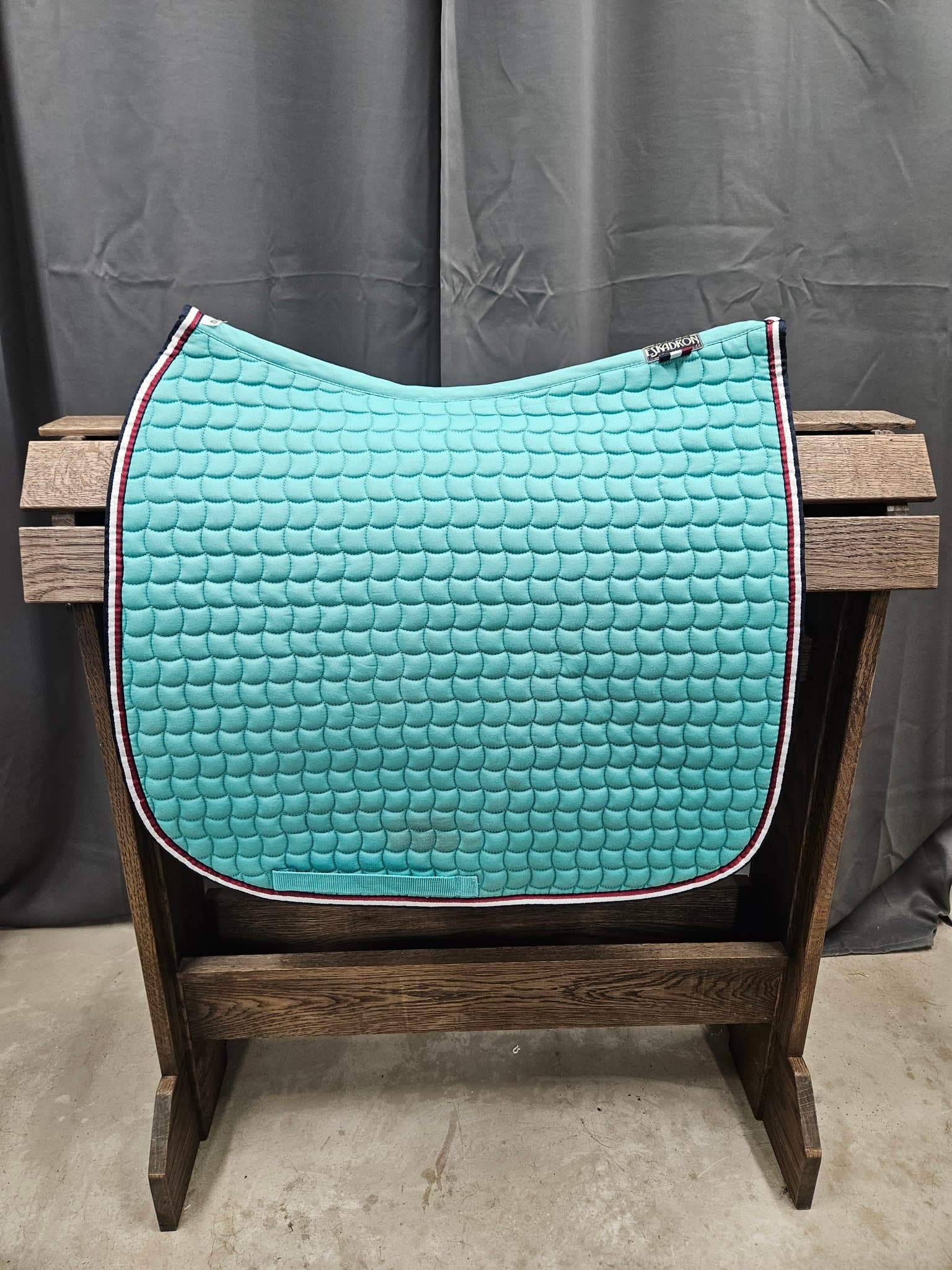 Dressyrschabrak | Full