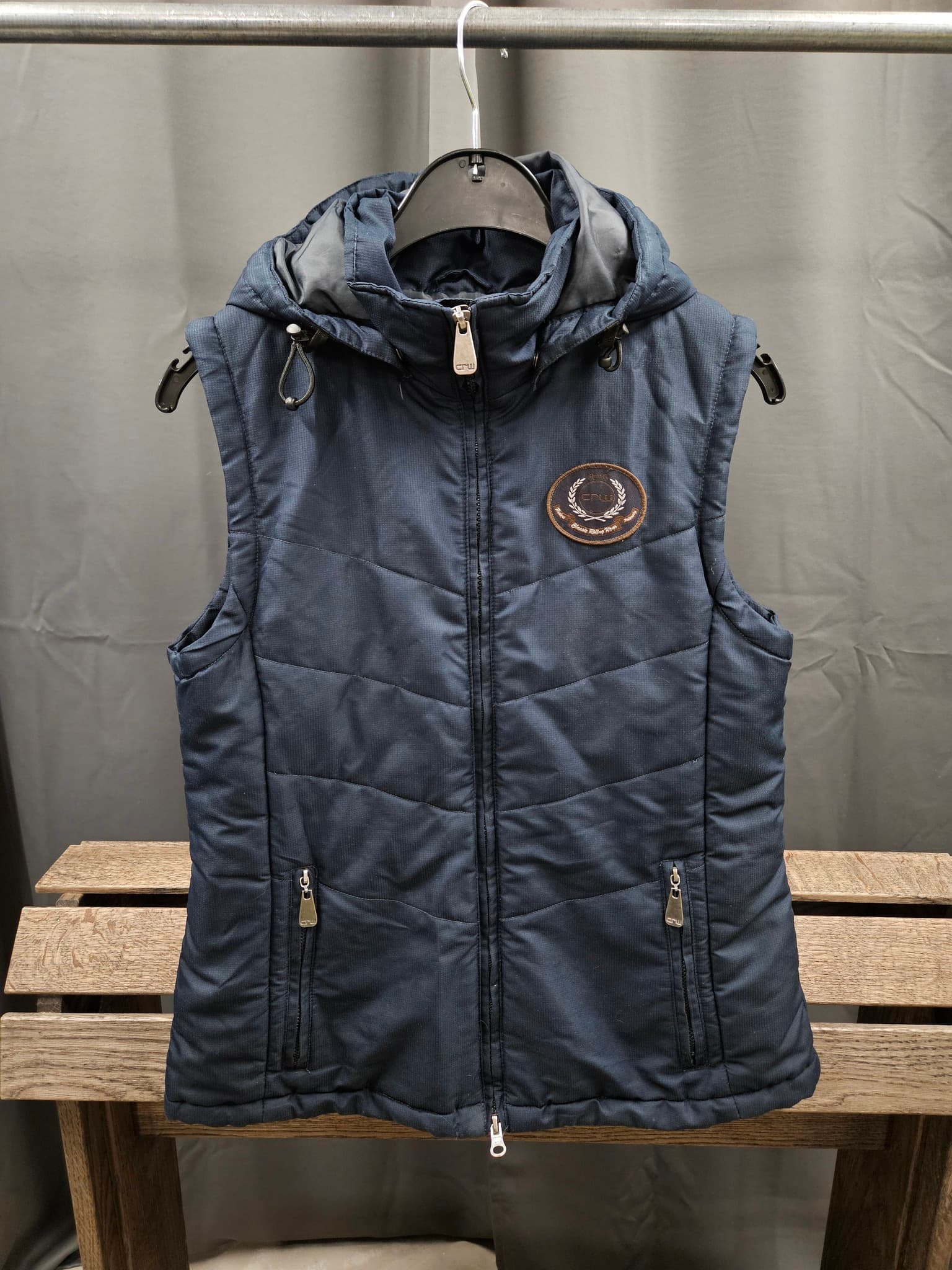 Väst | Small