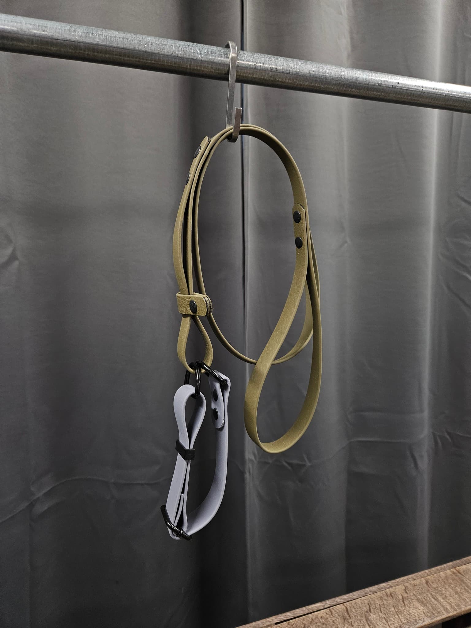 Halsband + koppel | 32 cm