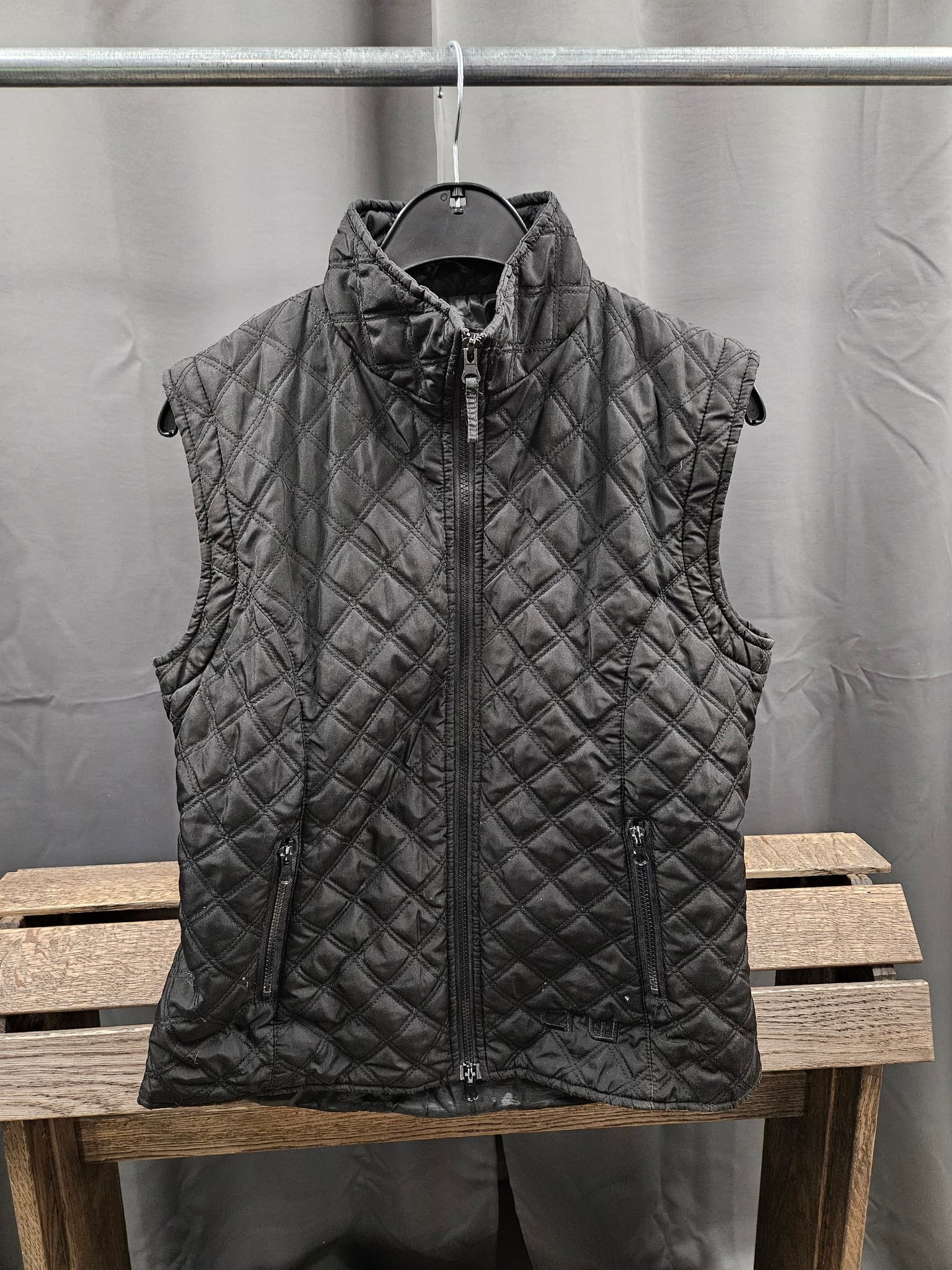 Väst | Medium