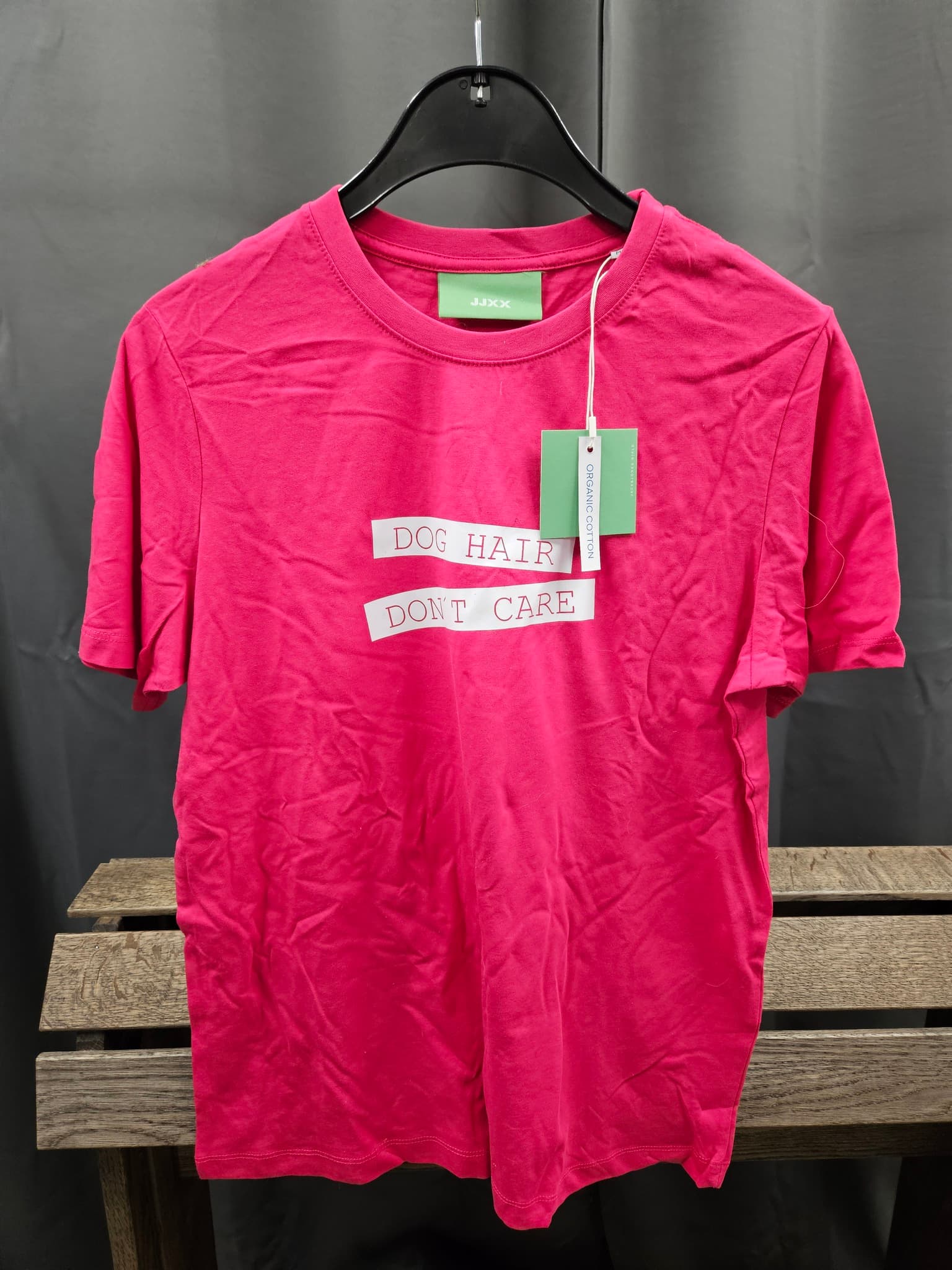 T-shirt "Dog hair, don't care" | Medium