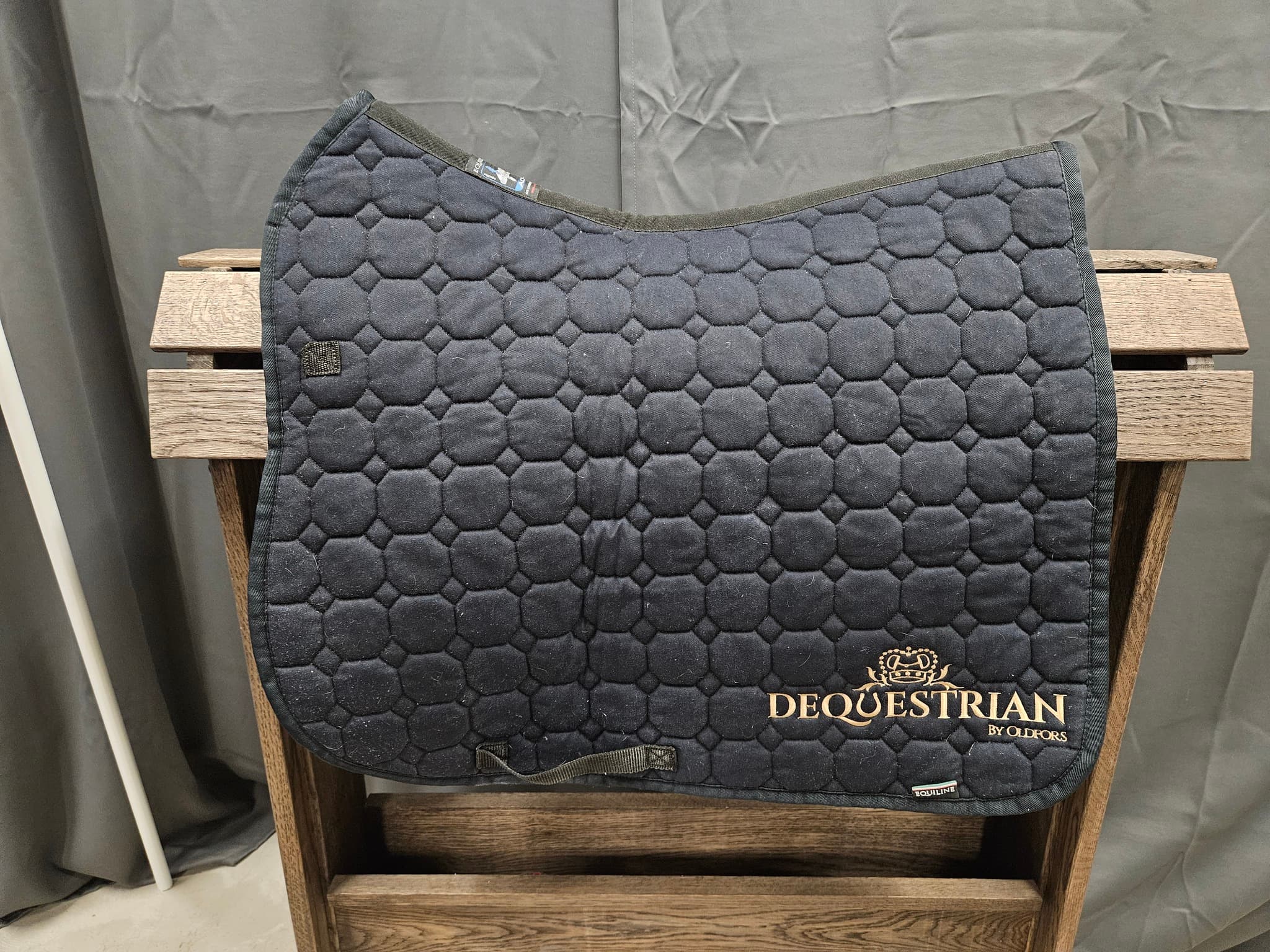 Schabrak, full, Equiline