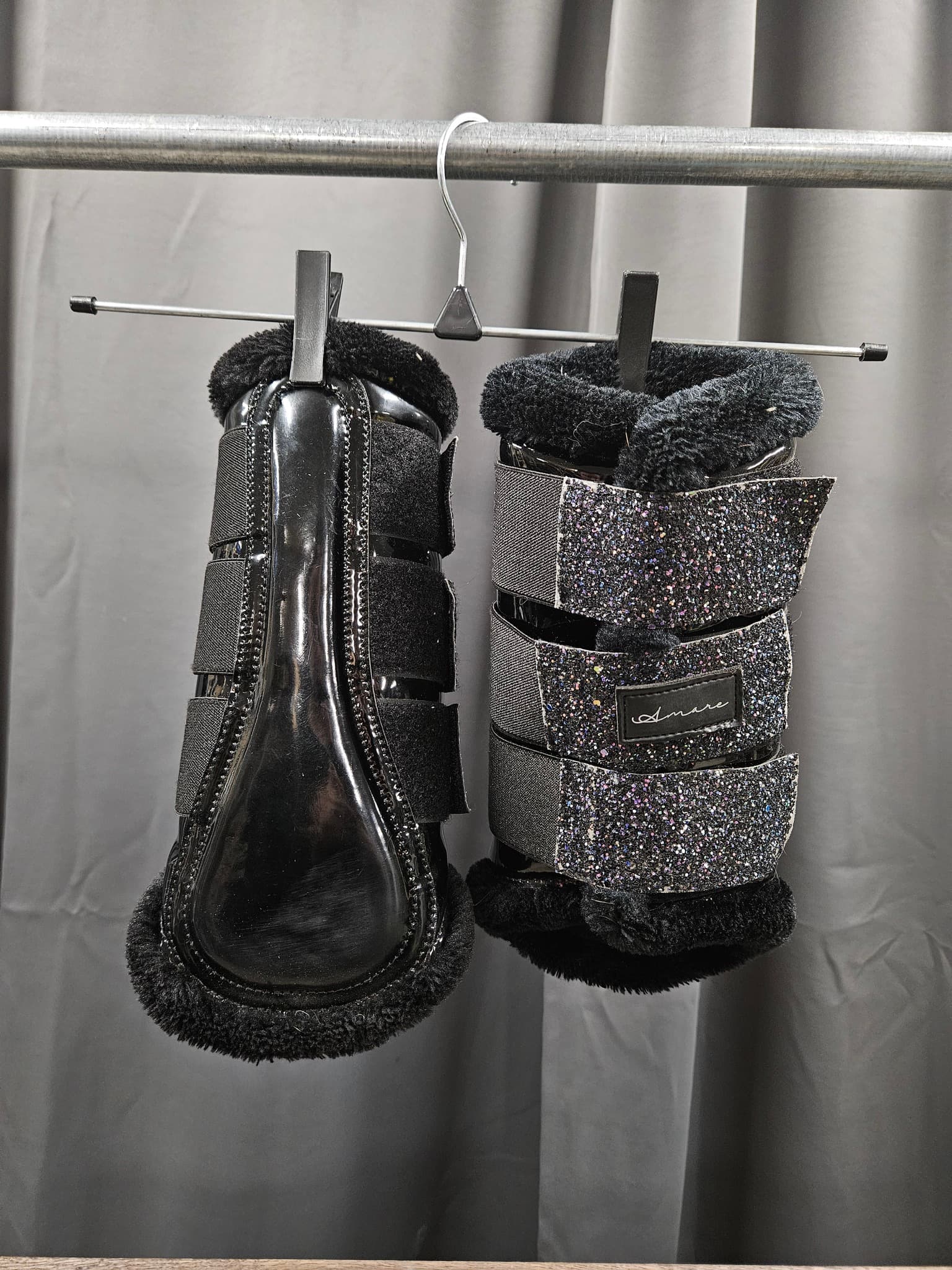 Damasker, full, Amare Equipment